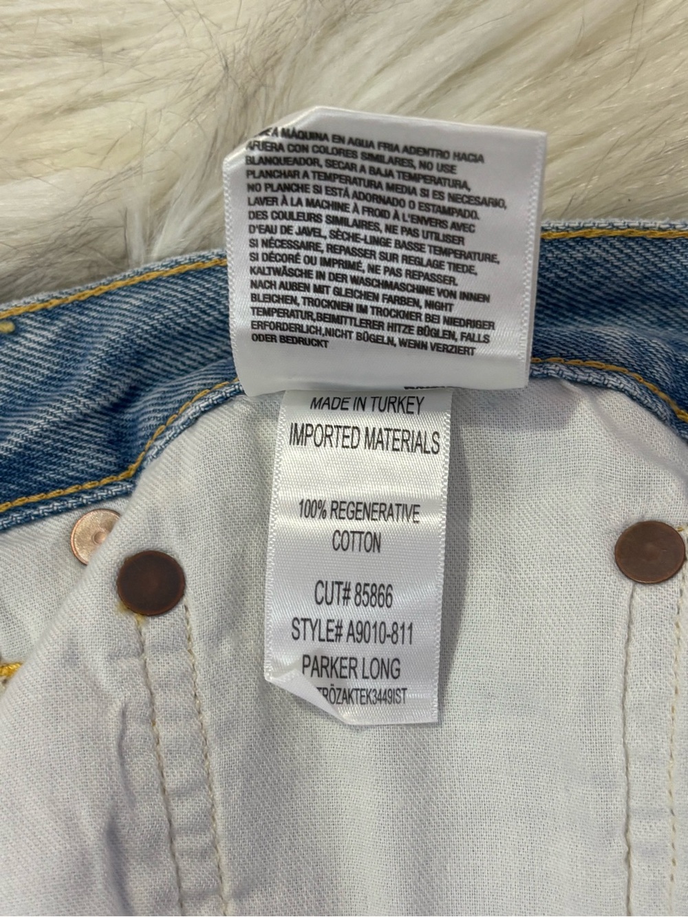 NWT Agolde Parker Long Swapmeet Light Blue Distressed Denim Cutoff Shorts SZ 27 - Picture 16 of 16